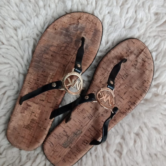 Michael Kors sandals - Picture 15 of 15